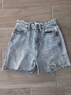 PacSun Light Blue 90’s Boyfriend Cut-Off Jeans | 24